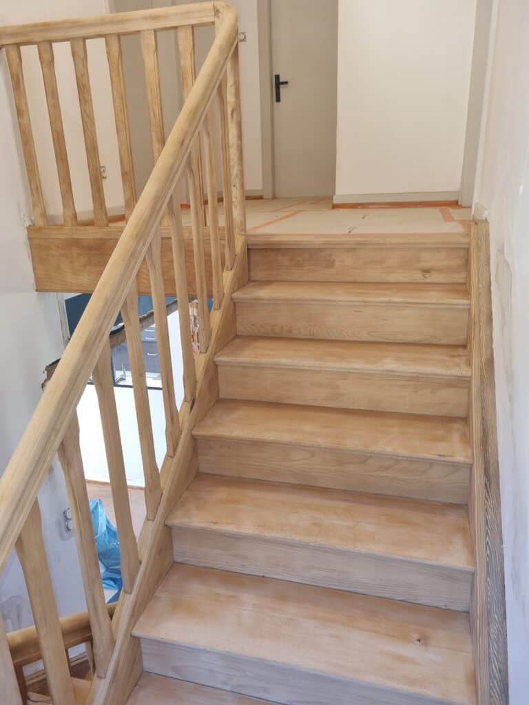 Aérogommage escalier